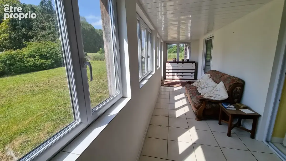 CÔTES D'ARMOR  Maison de plain-pied de 2014, , 4 chambres, dans un environnement calme à proximité de Plemet et de l'accès N164. - photo 4