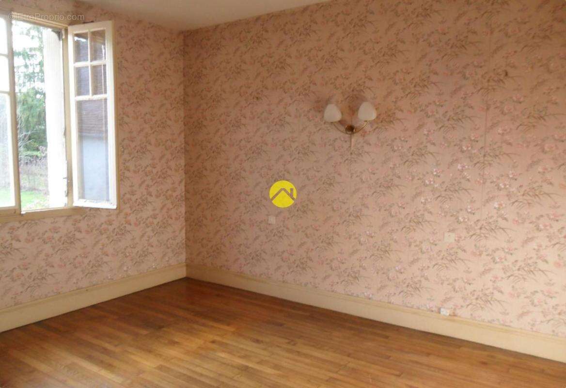 Maison à CHARENTON-DU-CHER