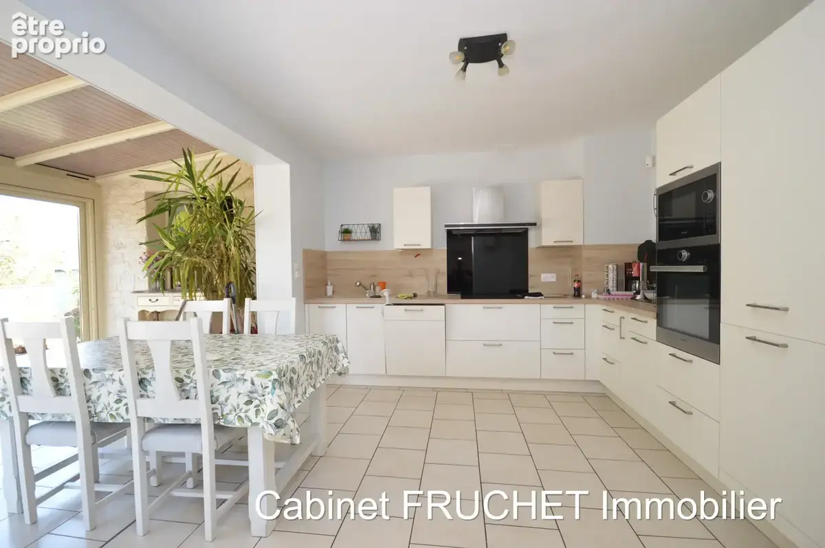 Charmante maison en centre ville de CHANTONNAY - photo 4