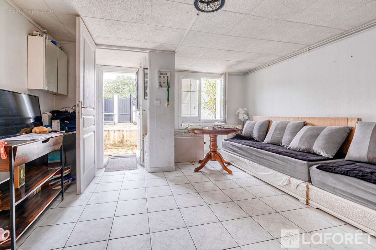 Maison à TREMBLAY-EN-FRANCE