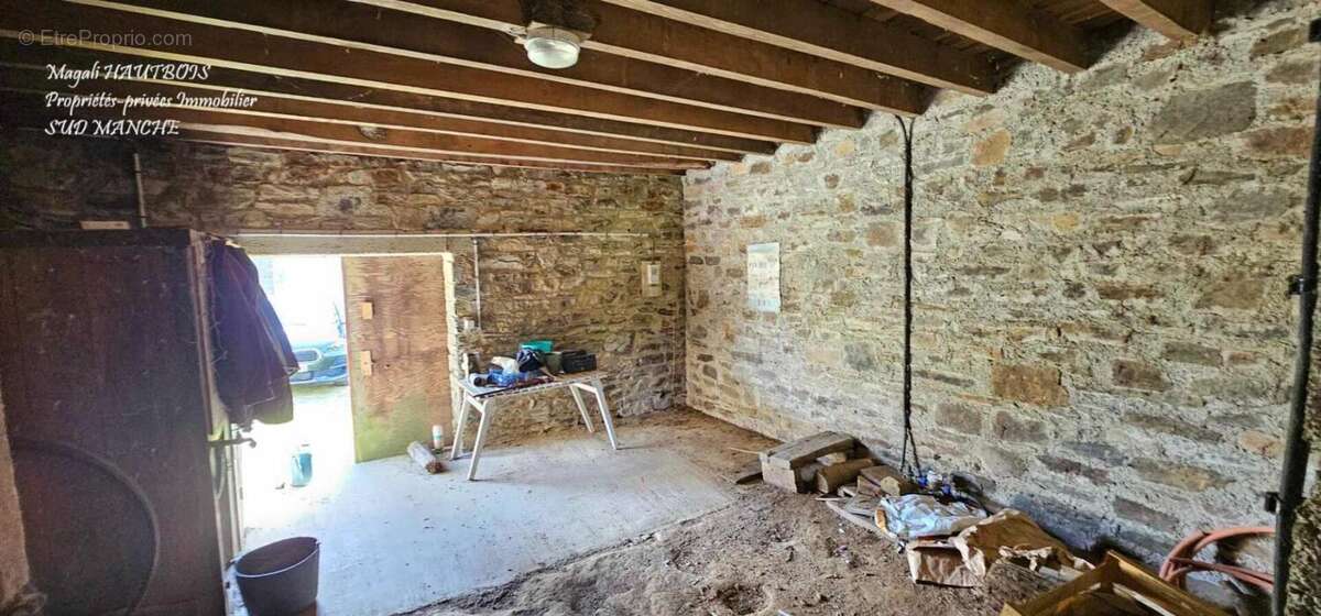 Maison à SAINT-HILAIRE-DU-HARCOUET