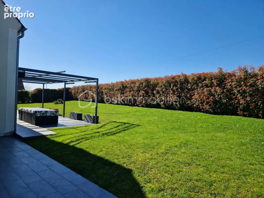 Magnifique propriété avec jardin et très belles prestations ! - photo 4