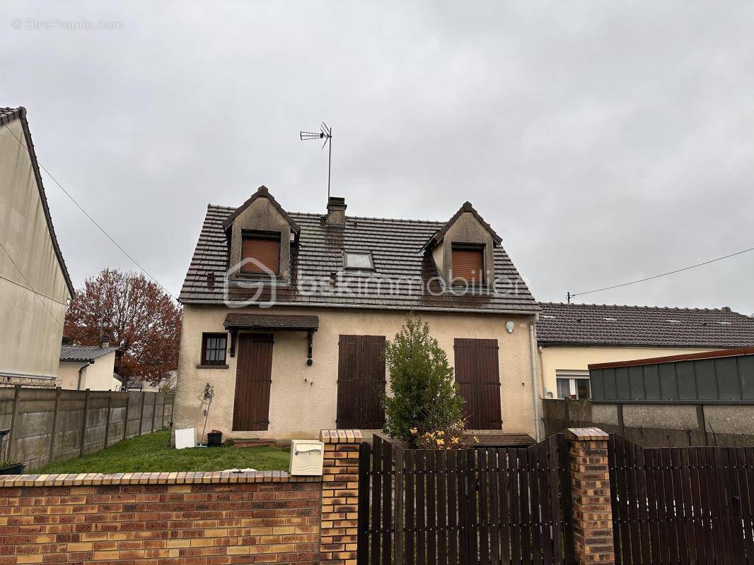 Maison à TREMBLAY-EN-FRANCE
