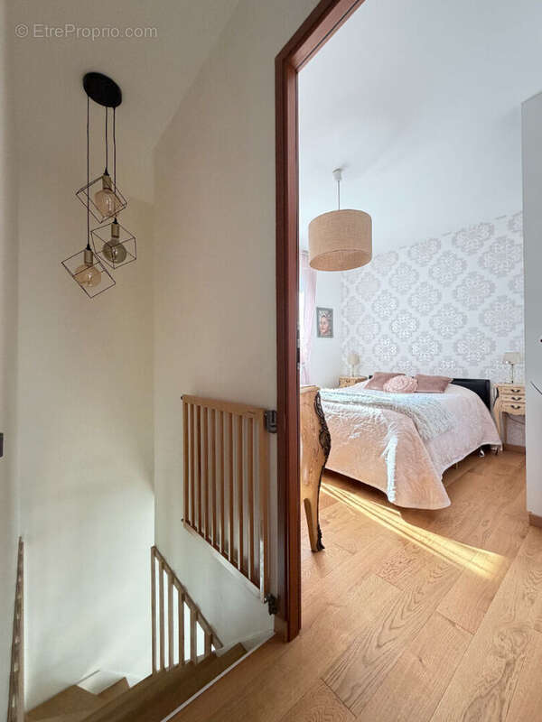 Maison à IVRY-SUR-SEINE