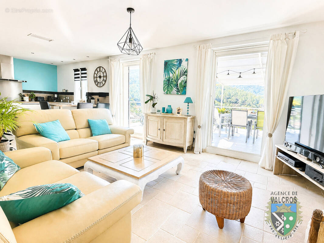 A vendre villa t 4 + t2 garage piscine vue degagee # mer et collines proche #golf de valcros - photo 2