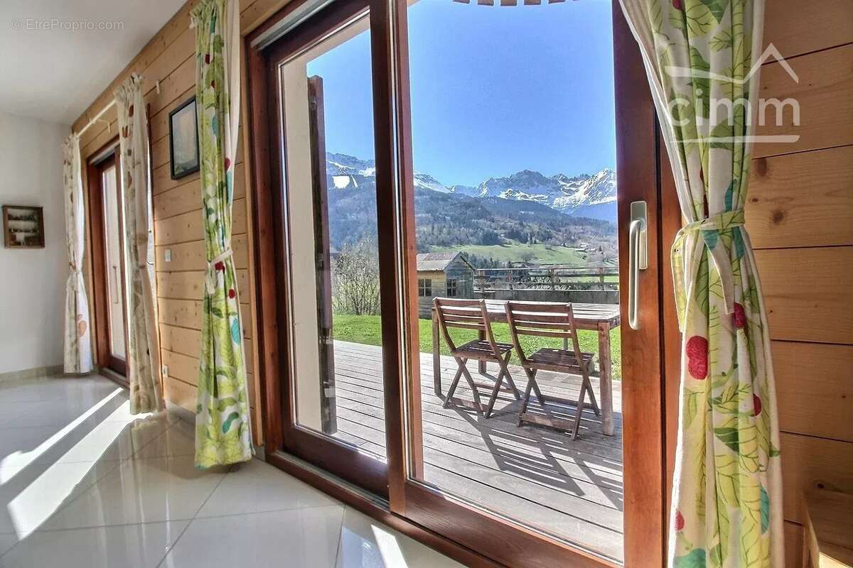 Maison à LES ADRETS