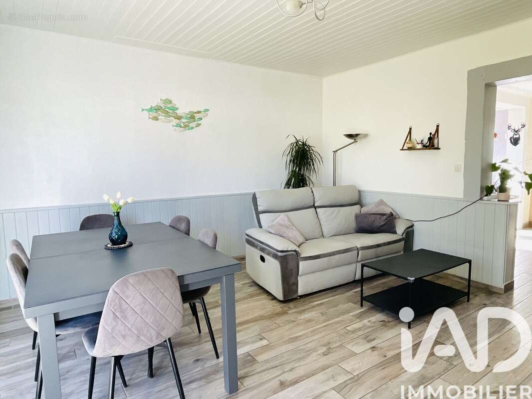 Photo 8 - Maison à CERNUSSON