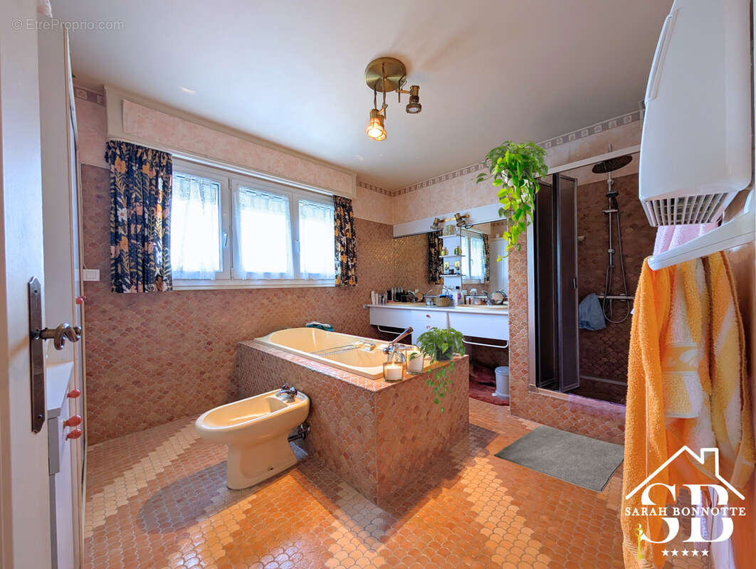 Maison à JONCHEREY