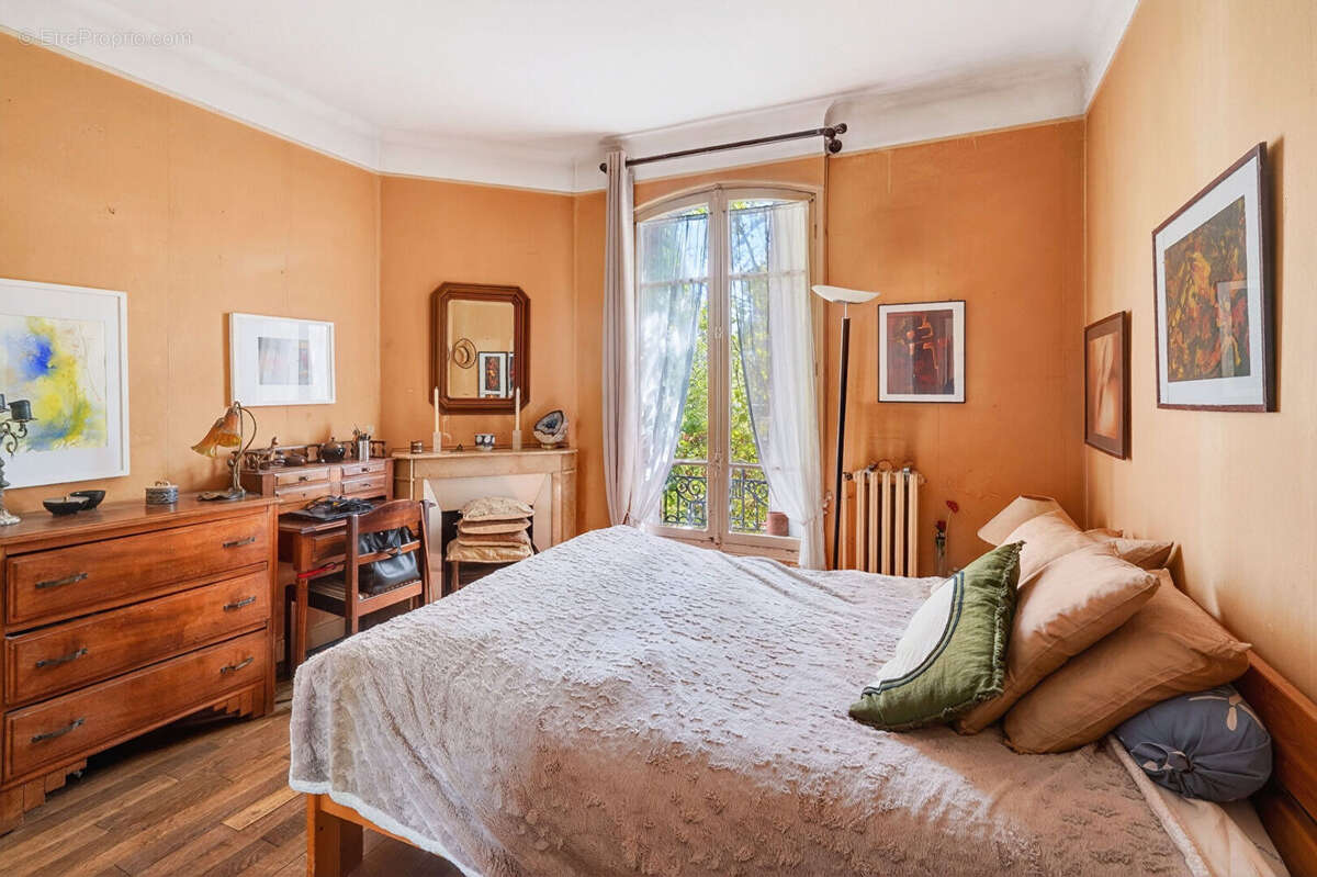 Maison à COLOMBES