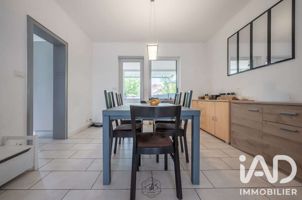 Maison 163 m² à Yutz  - photo 2
