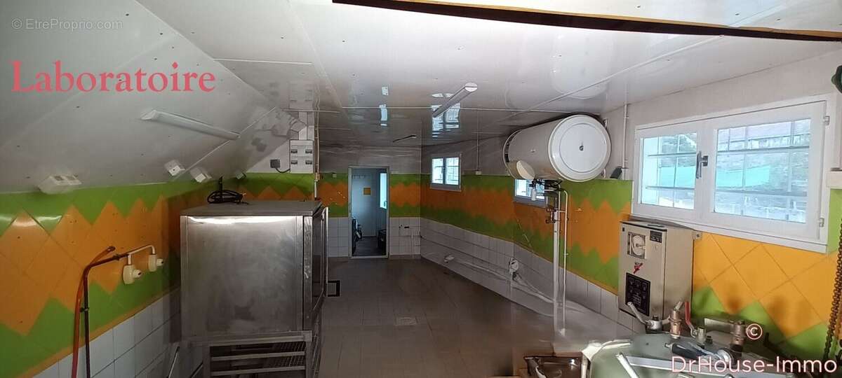 Commerce à RIVARENNES