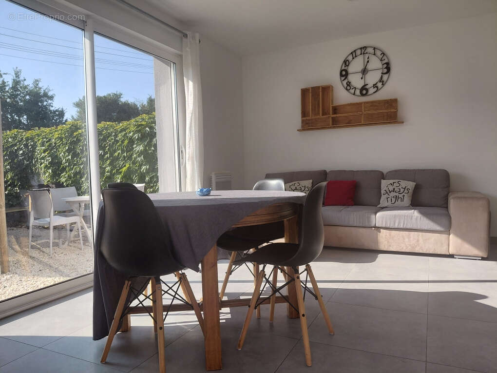 Ensemble immobilier - photo 17