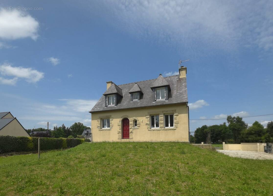 Maison à PLOEUC-SUR-LIE
