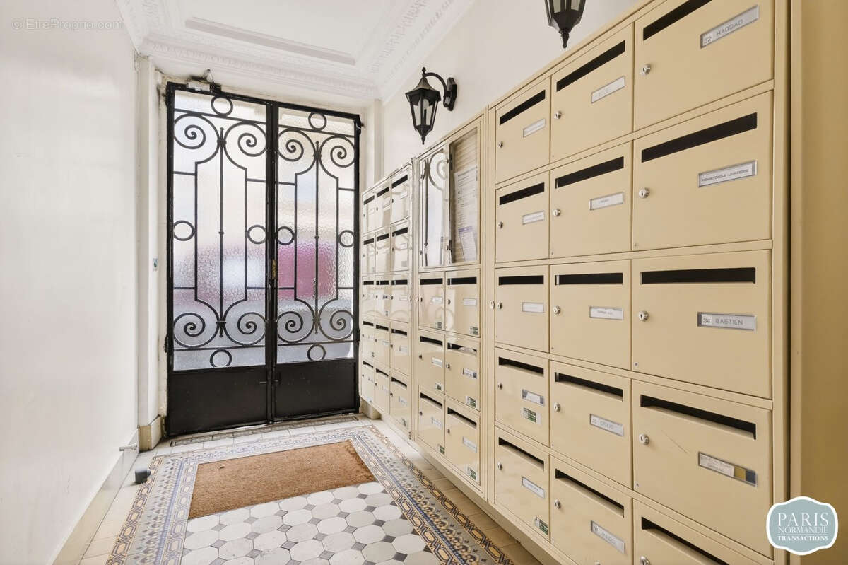 Appartement à PARIS-15E