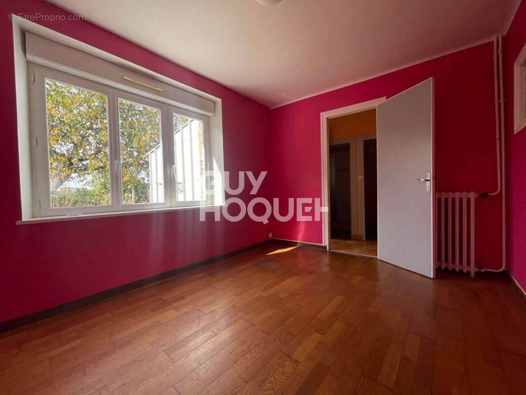 Maison à SAINT-GUYOMARD