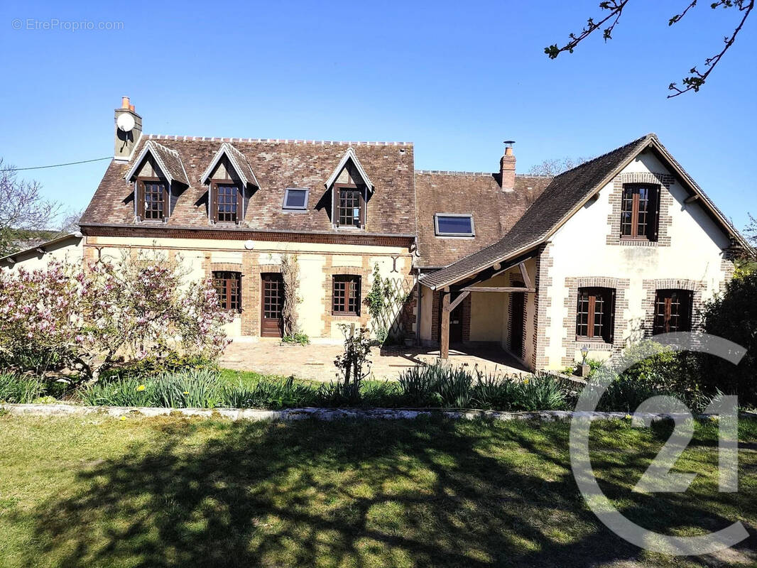 Maison à L'AIGLE