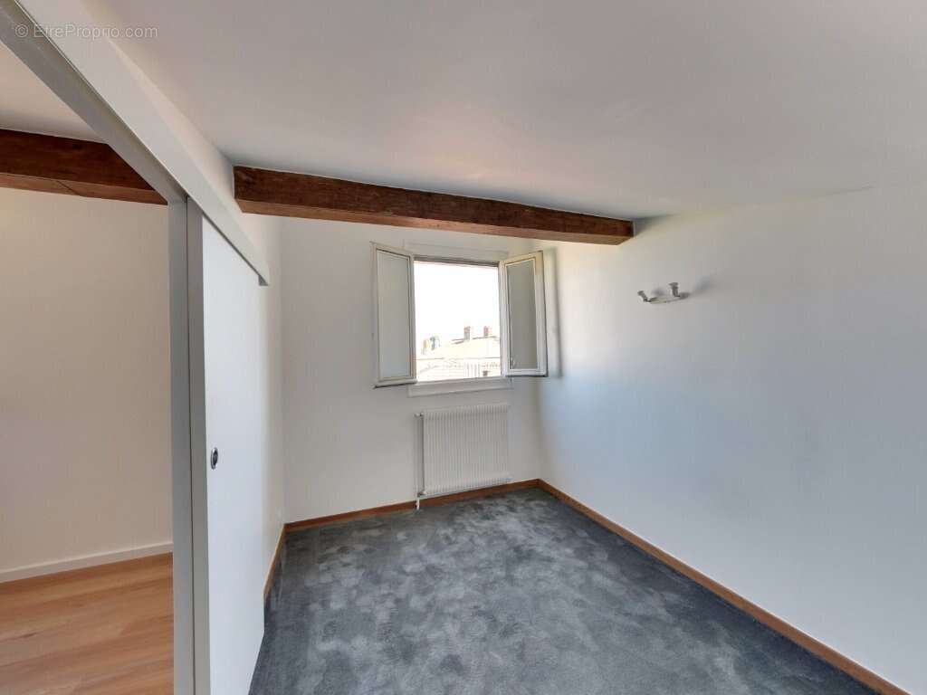 Appartement à LYON-4E