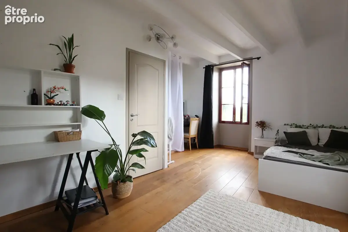 Maison en pierre - 6 chambres - photo 12