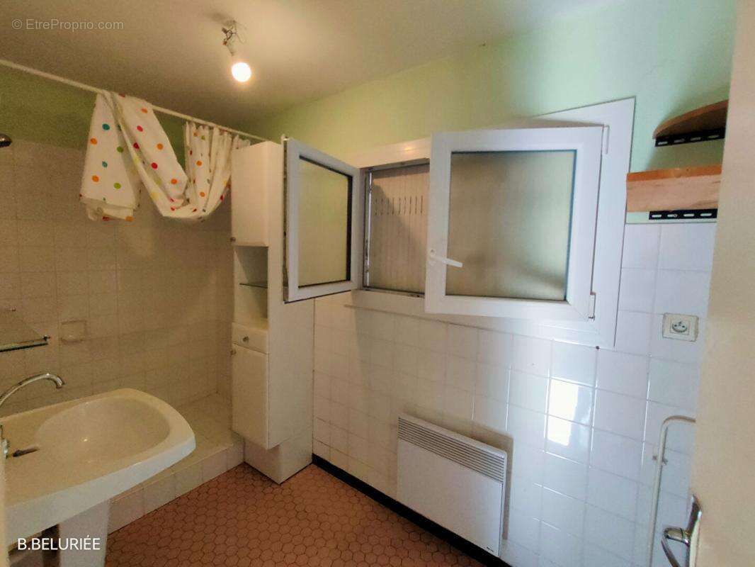 Maison à SAINT-JEAN-D&#039;ANGELY