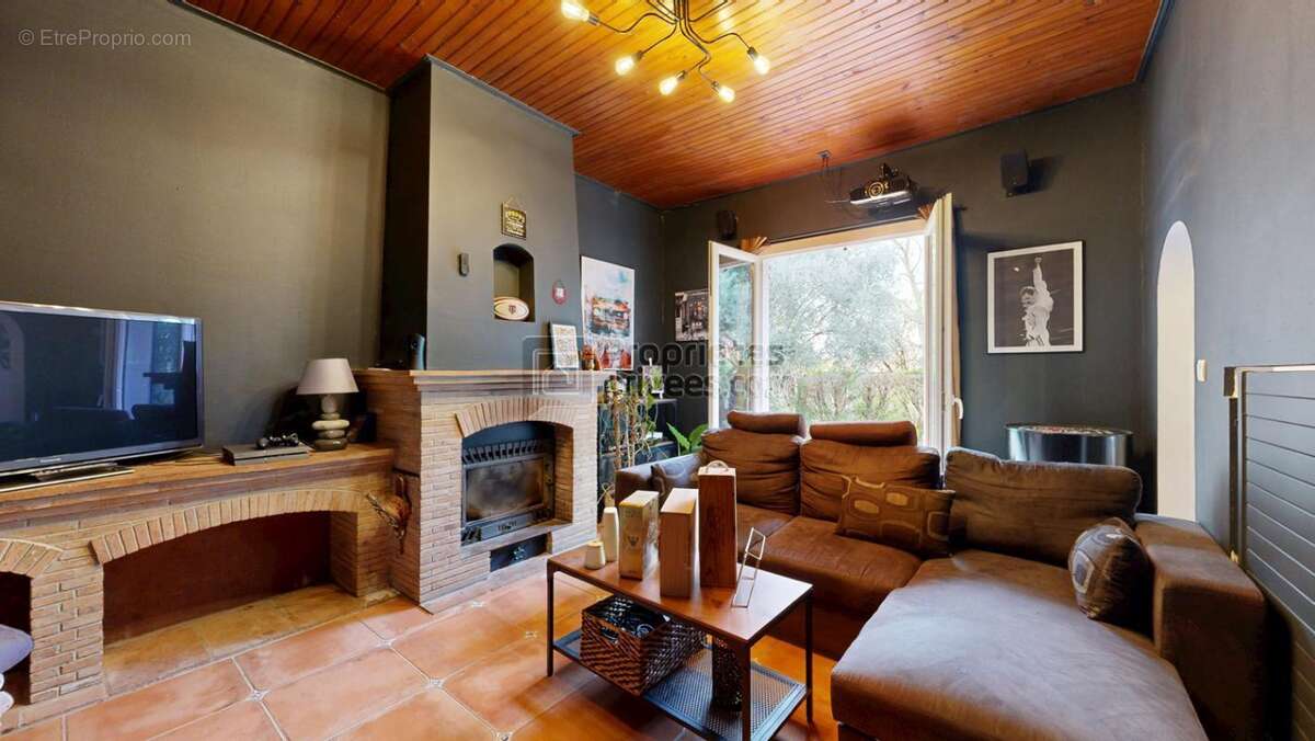 Maison à MONTASTRUC-LA-CONSEILLERE
