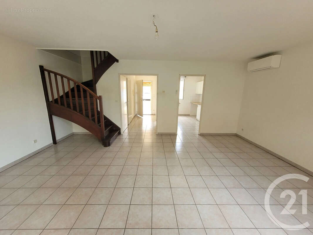 Maison 84 m² à Gaillac  - photo 2