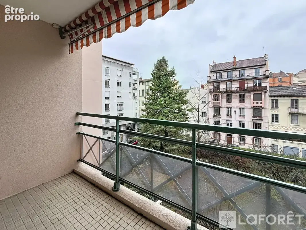 Appartement à LYON-1E