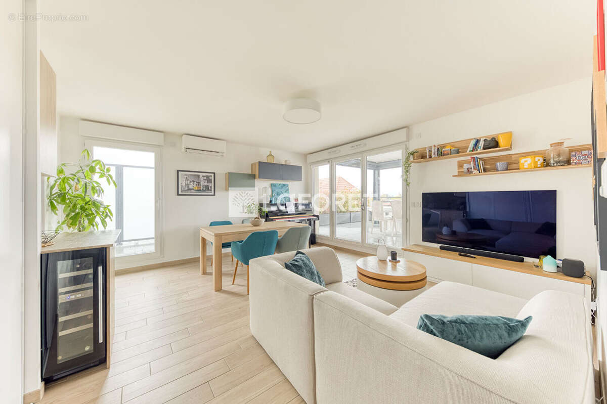 Appartement à PONTAULT-COMBAULT