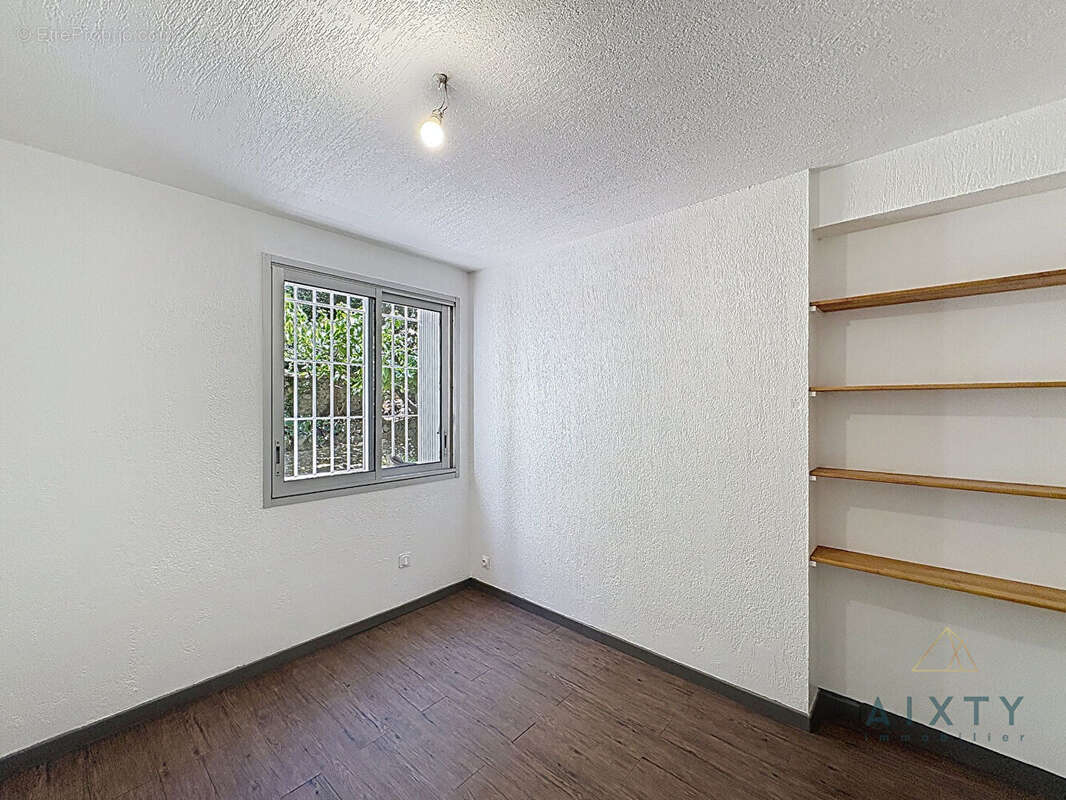 Appartement à MARSEILLE-7E