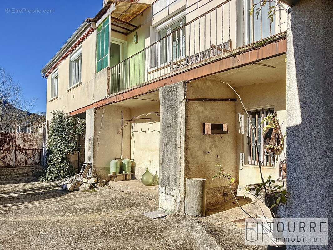 Maison à VALLON-PONT-D'ARC