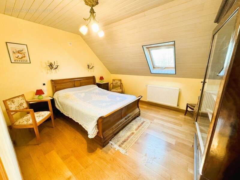 Maison à PLOUNEOUR-TREZ