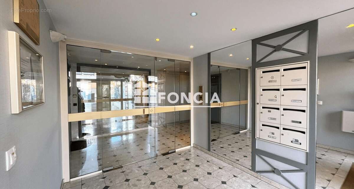 Appartement à SAINT-GRATIEN