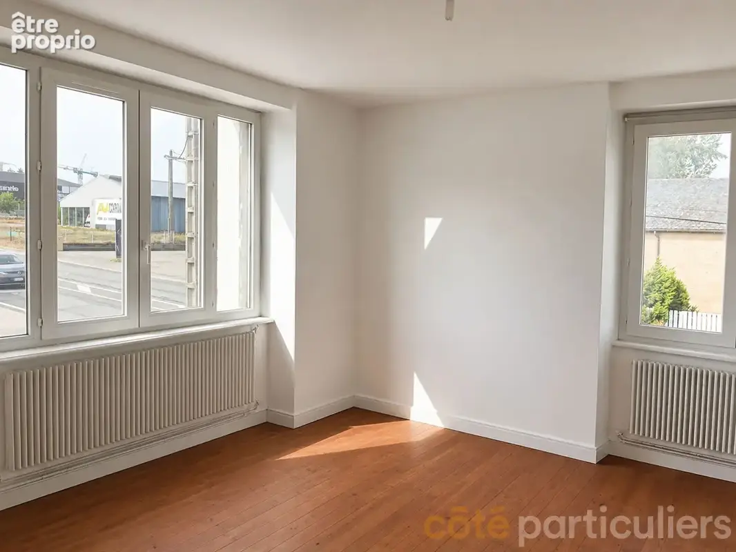 Local commercial + appartements  forte visibilité avec parking - photo 9