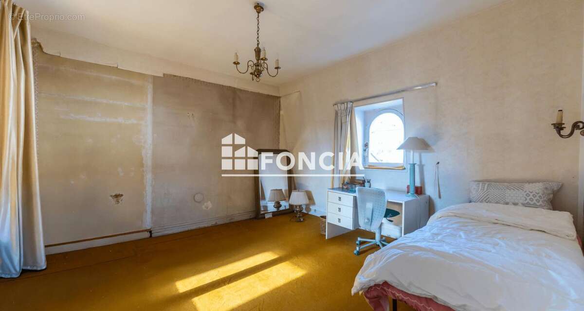Appartement à NANTERRE