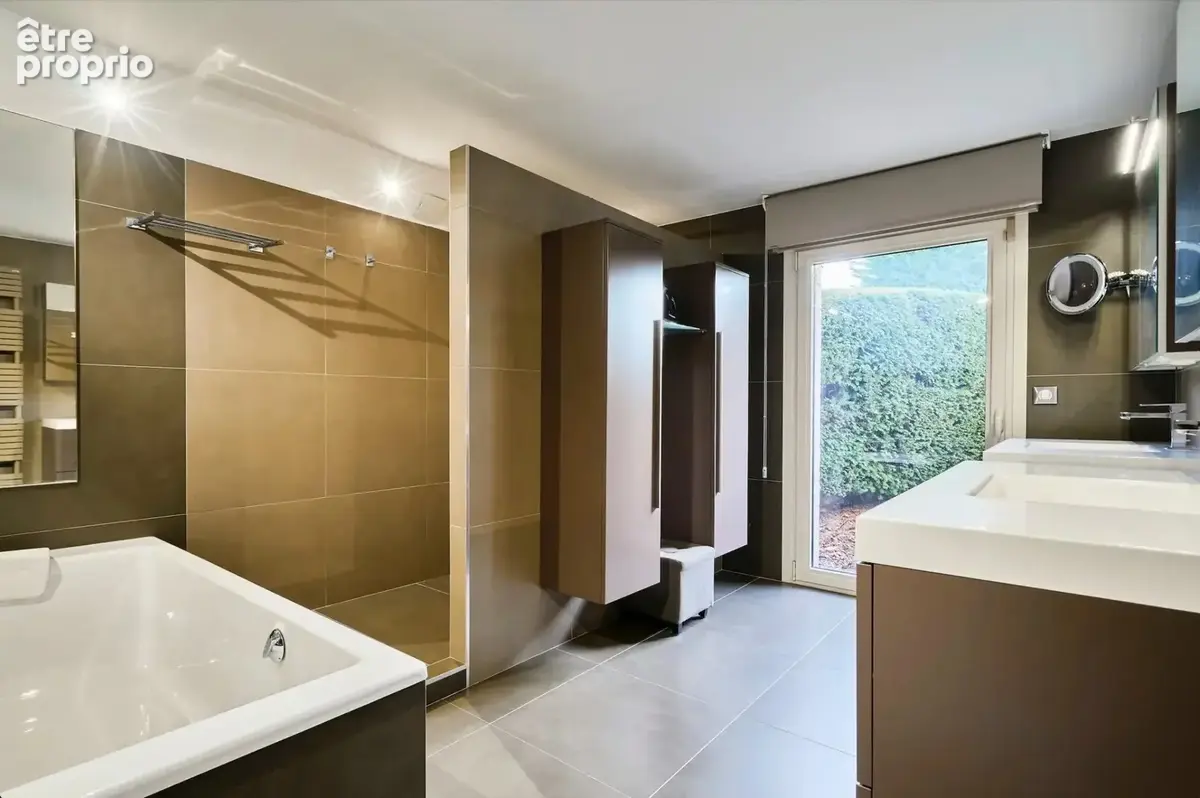 Marcq-en-barœul – demeure d’architecte – 350 m² – parc clos et arboré de 3 500 m² – dpe c/c - photo 6