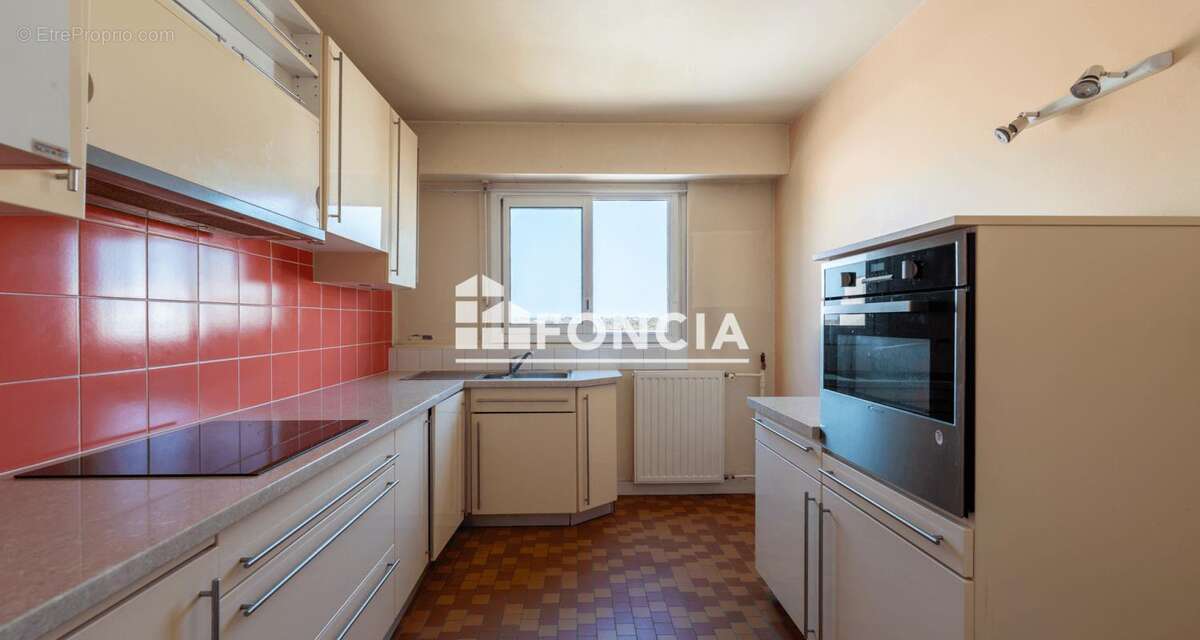 Appartement à RUEIL-MALMAISON