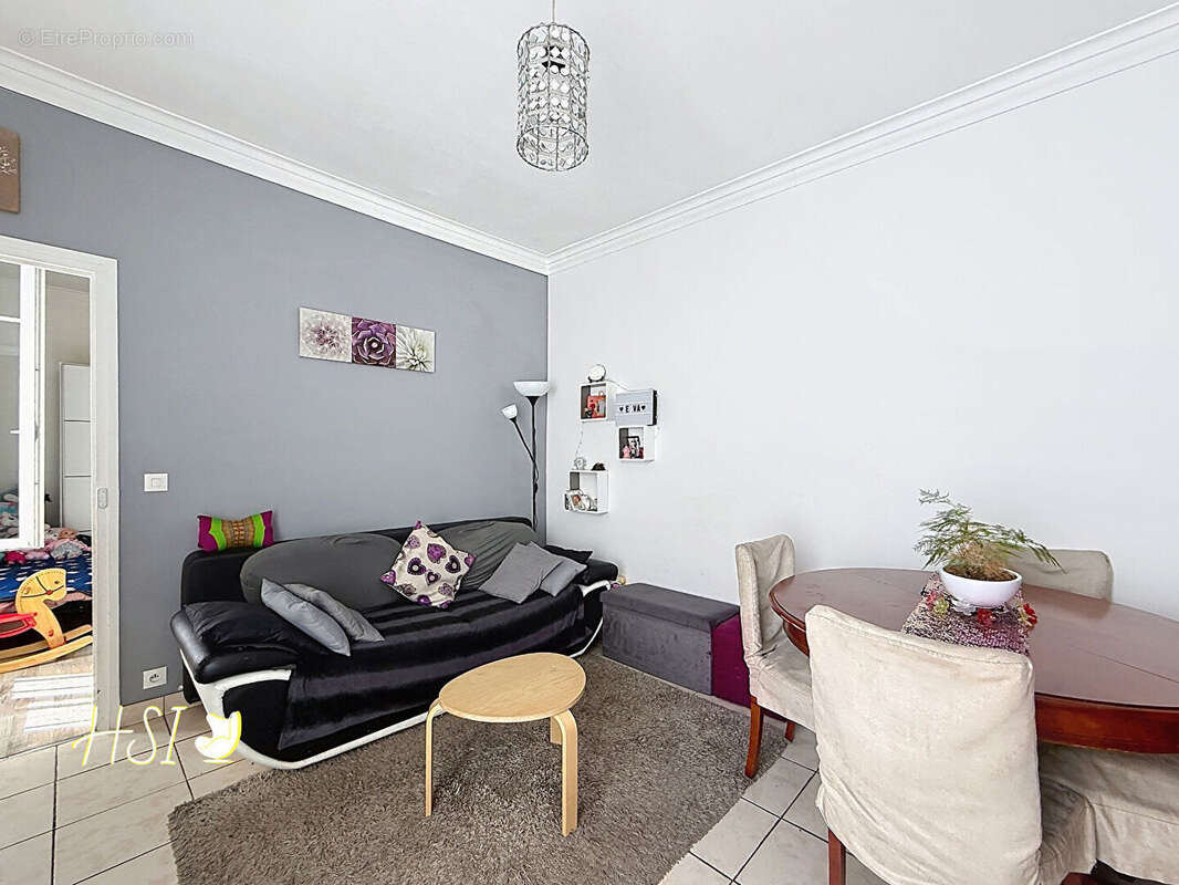 Appartement à COLOMBES