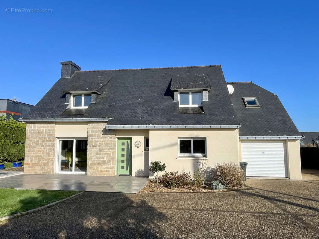 Maison à PLUNERET