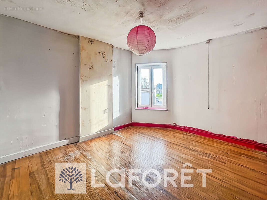 Maison à rénover à vendre à GEMOZAC - Référence 4418 - photo 11