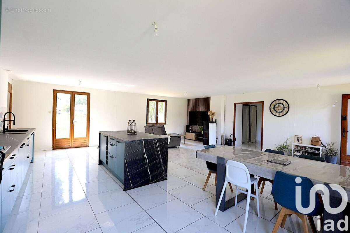 Photo 7 - Maison à VARENNES-CHANGY