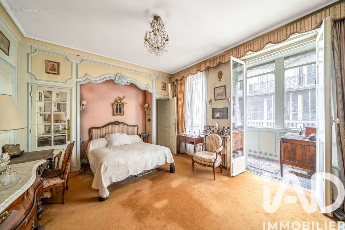 Photo 8 - Appartement à PARIS-7E