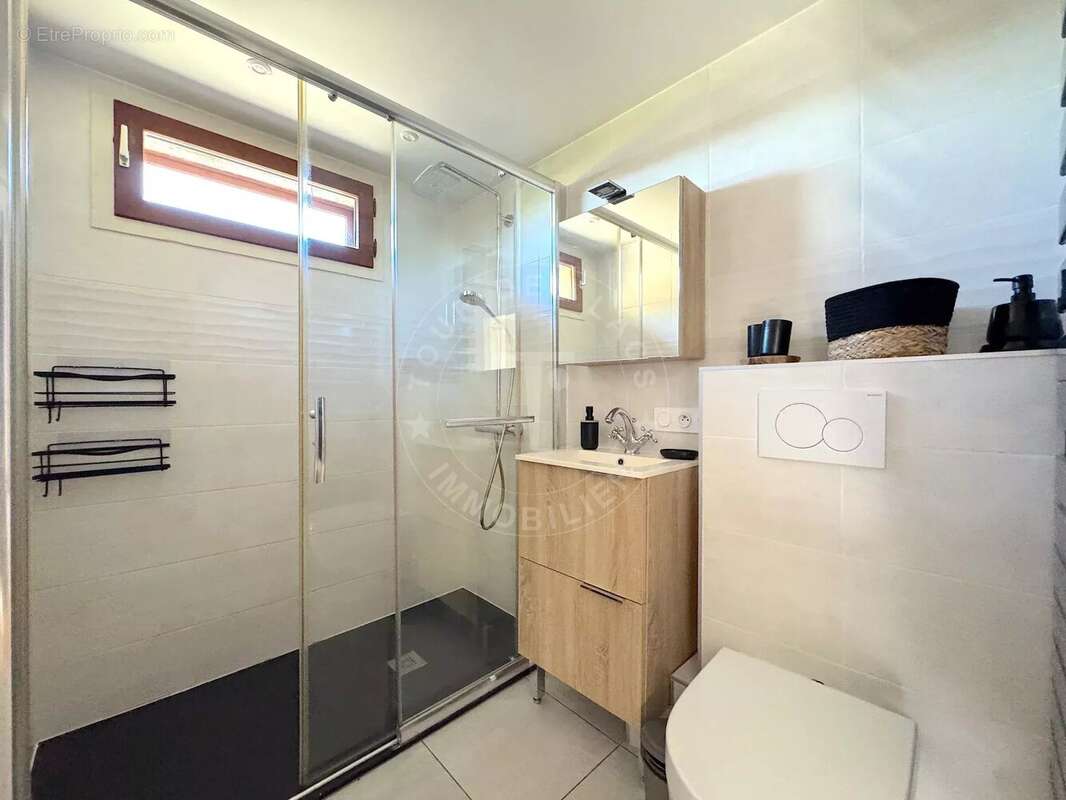 Maison à MENTHON-SAINT-BERNARD