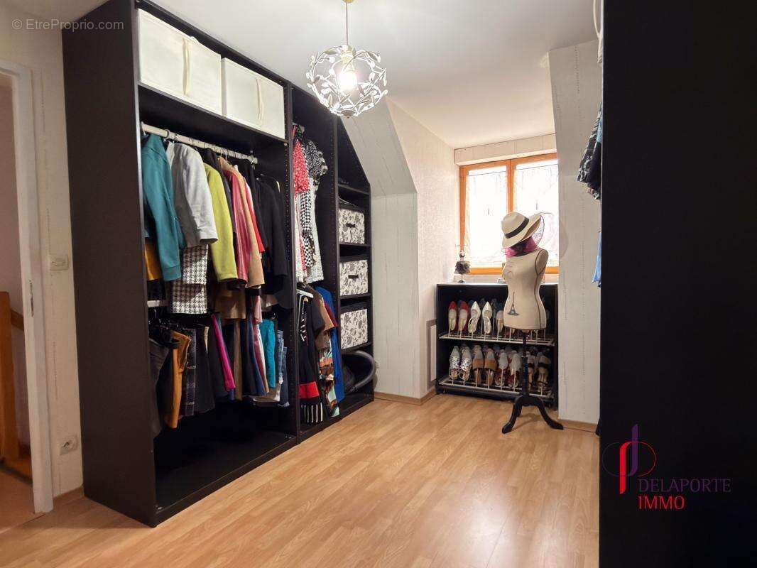 Maison à MERY-SUR-OISE