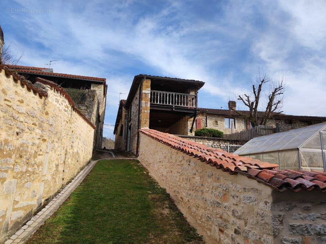 Maison à TREFFORT-CUISIAT