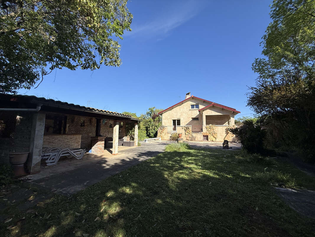 Maison à VILLENEUVE-TOLOSANE