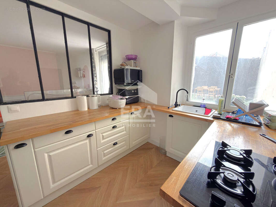 Appartement à GUIGNES