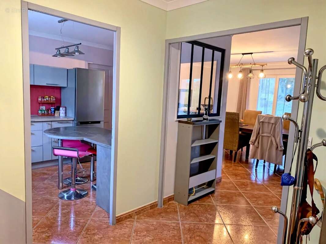 Maison à SAINT-GILLES