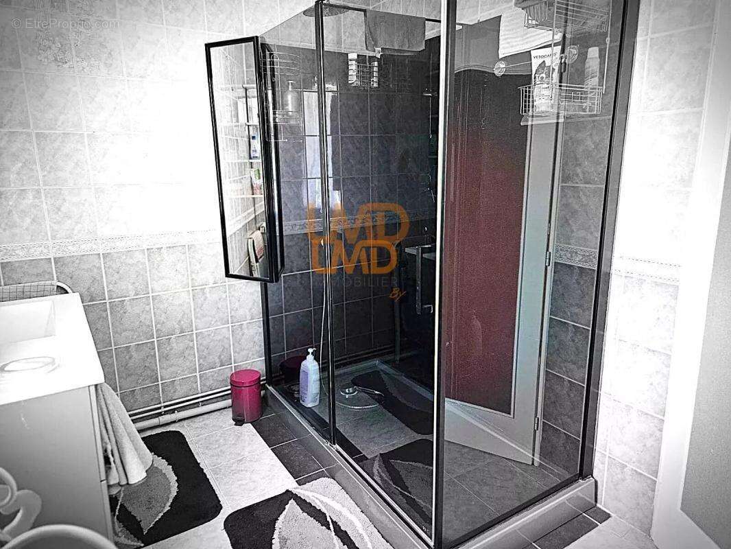 Maison à SAINT-JEAN-D&#039;ANGELY