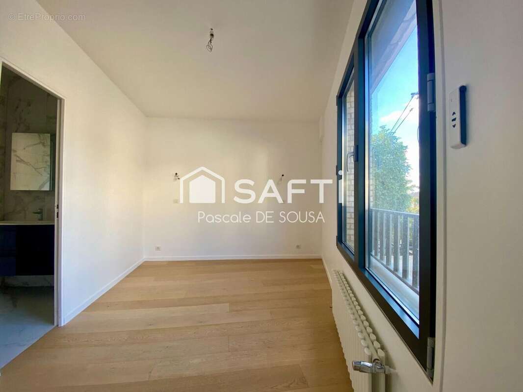 Photo 9 - Appartement à RUEIL-MALMAISON