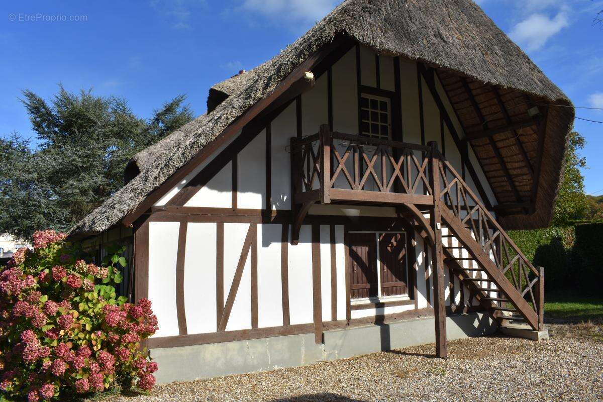 Maison à MONTFORT-SUR-RISLE