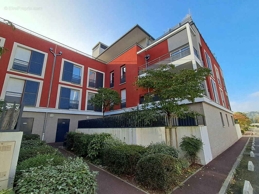 Appartement à CROISSY-SUR-SEINE